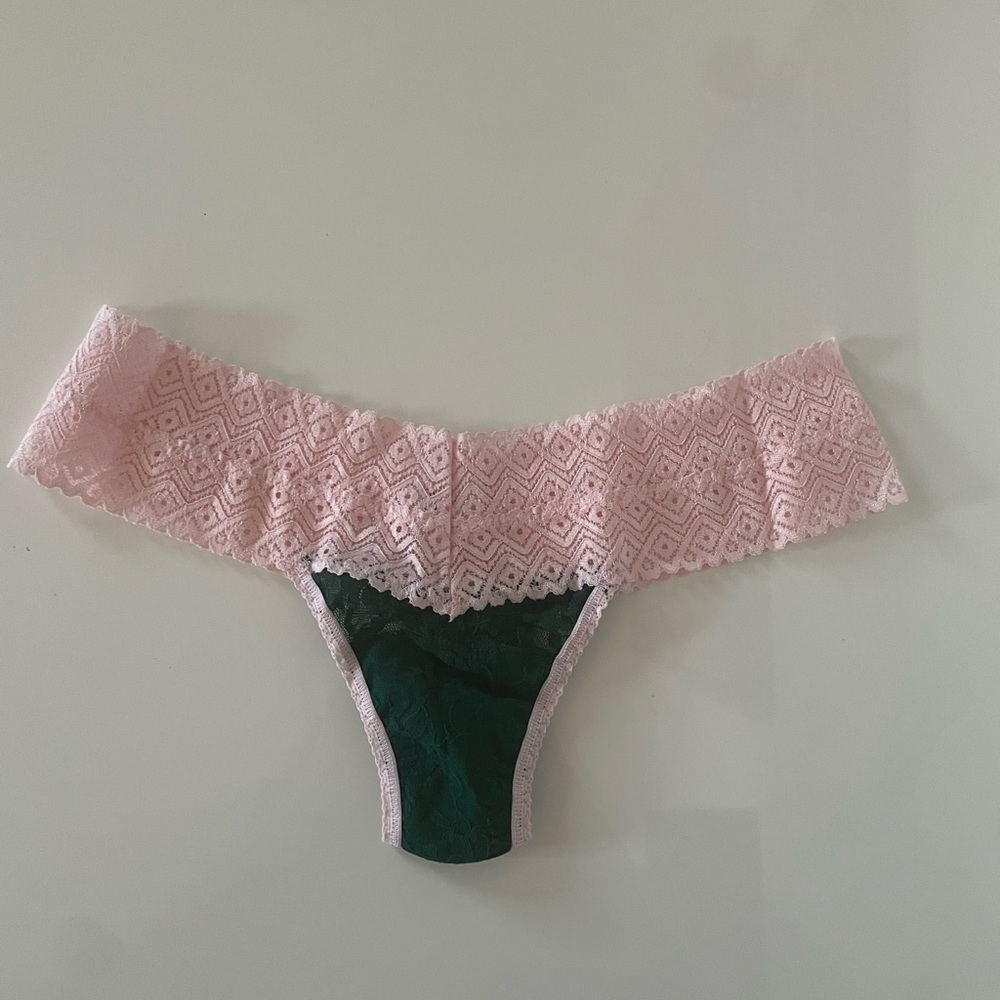 - 🌻Lowrise Lace Thong🌻